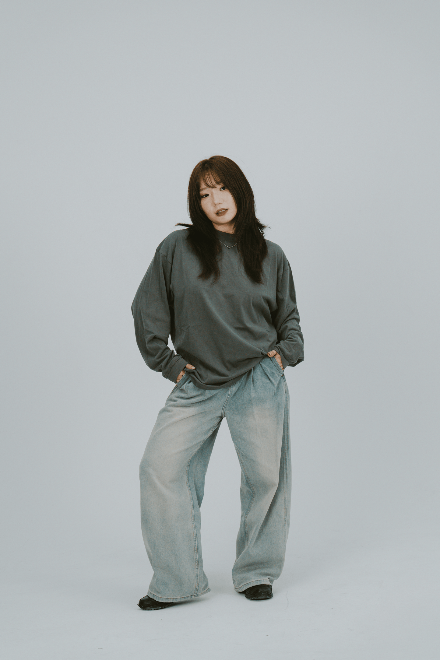 Pleated Jeans Light Grey Bluish