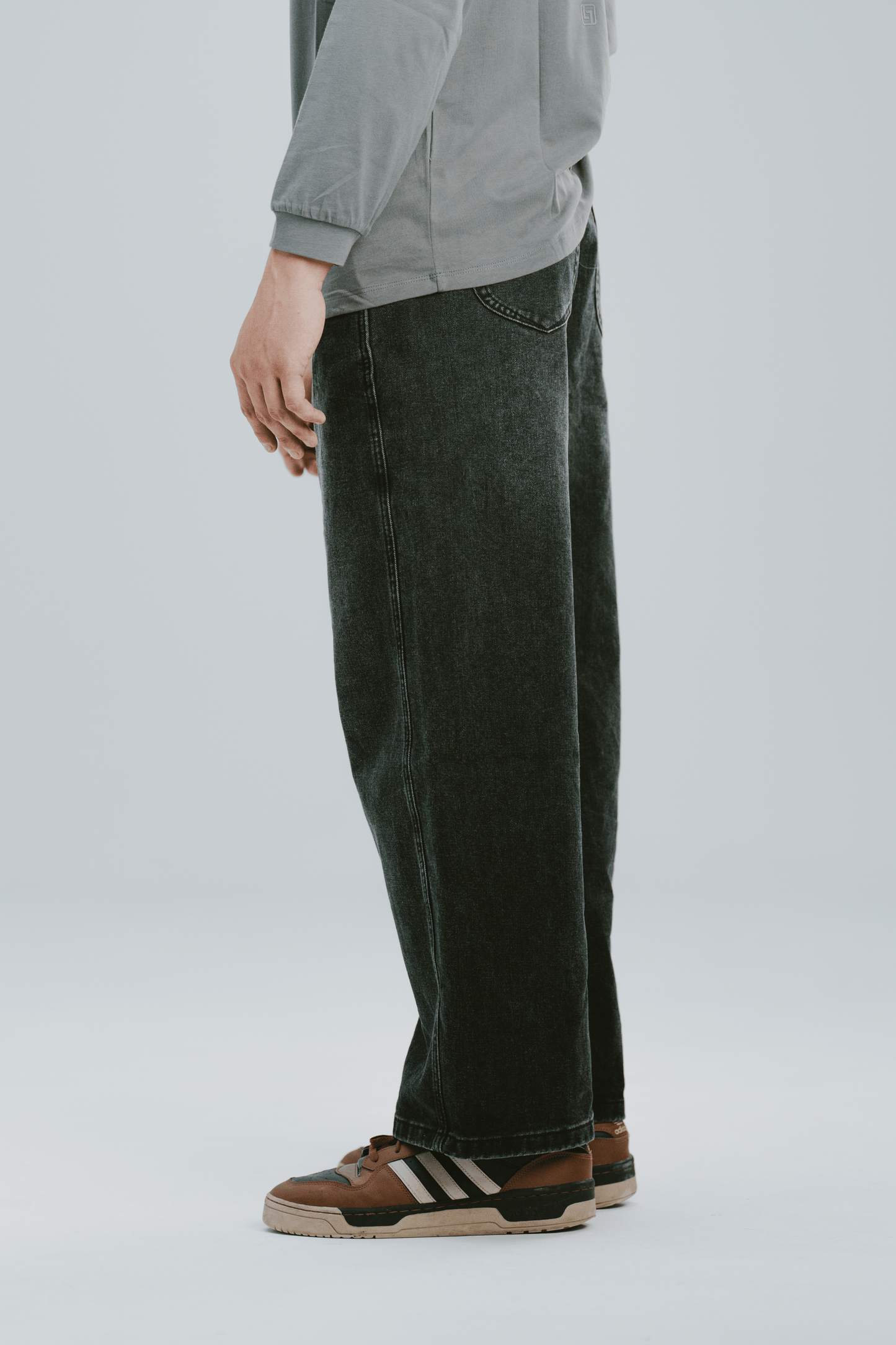 Pleated Jeans Stoned Black